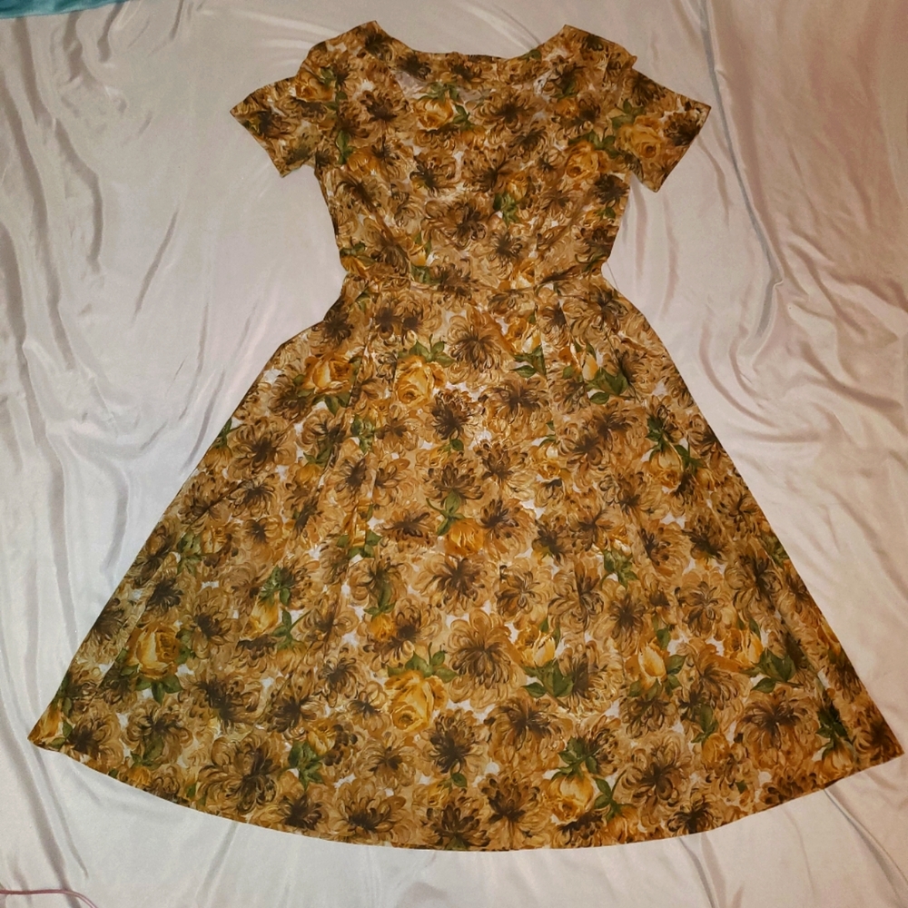 True Vintage 1950s Tea length Handmade Dress